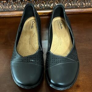 Clarks Womens Cora Iris Cushioned Footbed Slip-On Loafers Shoes Leather Size 8